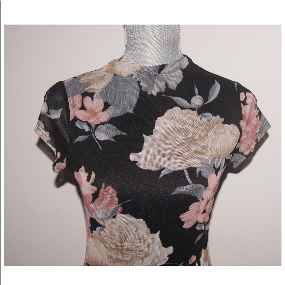 Midi dress. - Picture 4 of 5